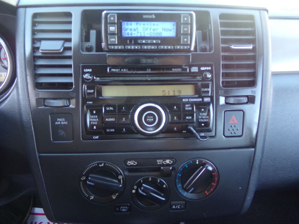 2007 Nissan Versa Image 11