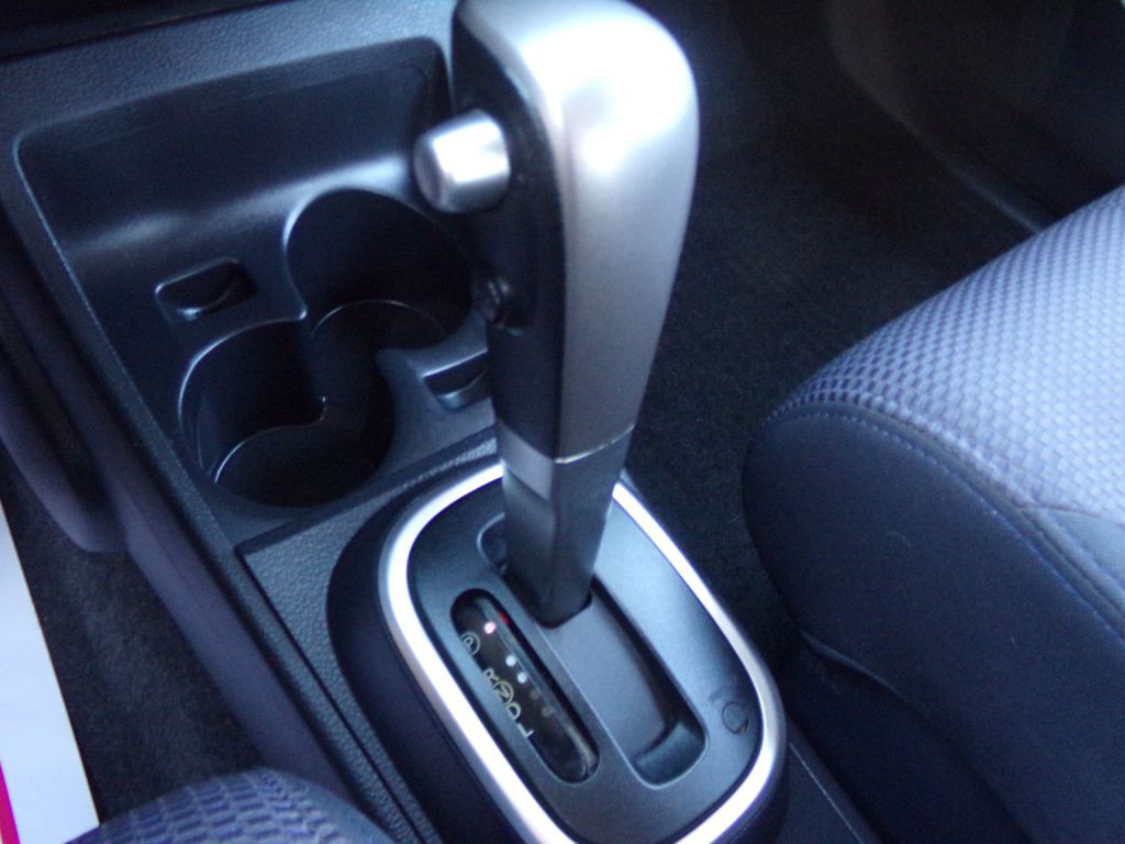 2007 Nissan Versa Image 12