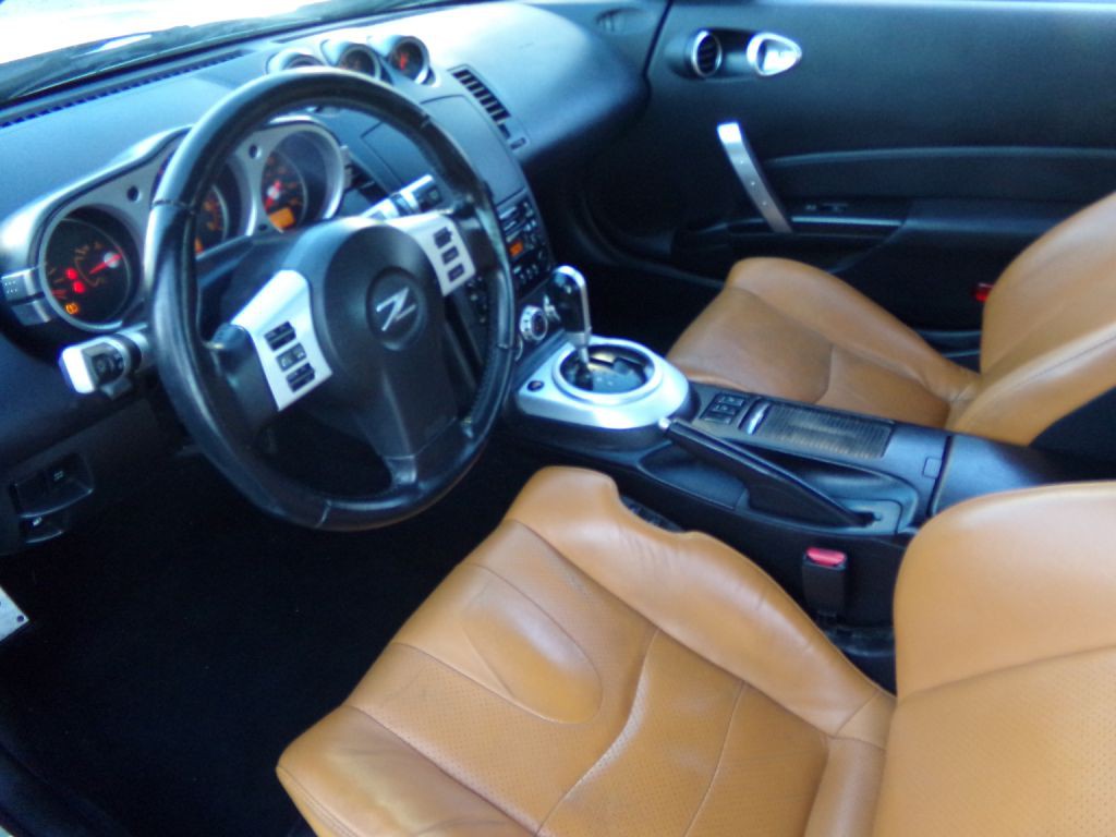 2007 Nissan 350Z Image 7