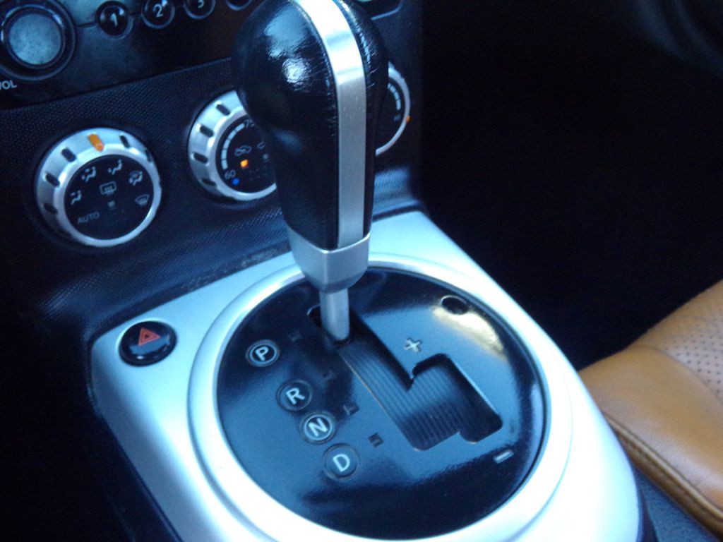 2007 Nissan 350Z Image 12