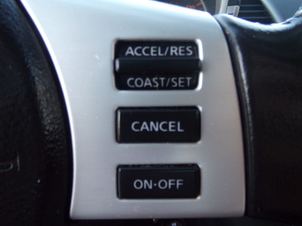 2007 Nissan 350Z Image 16
