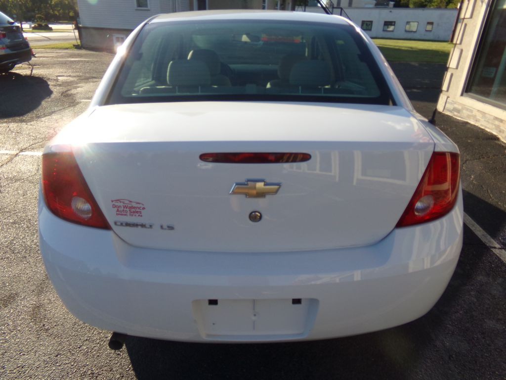 2009 Chevrolet Cobalt Image 3