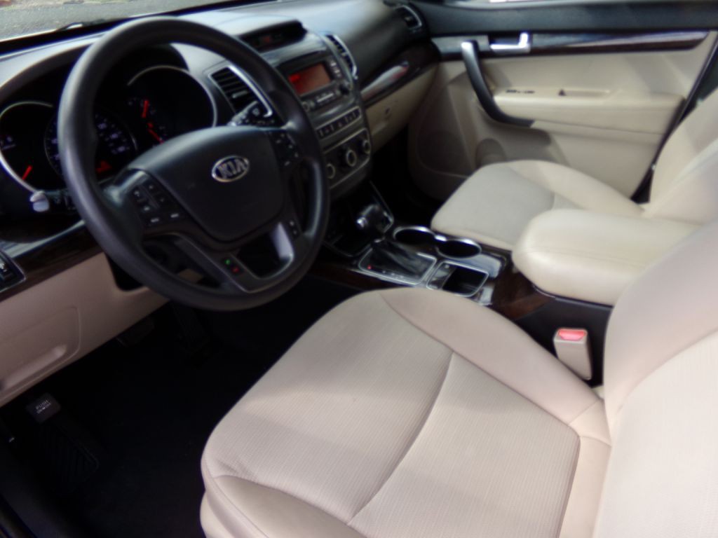 2014 Kia Sorento Image 5