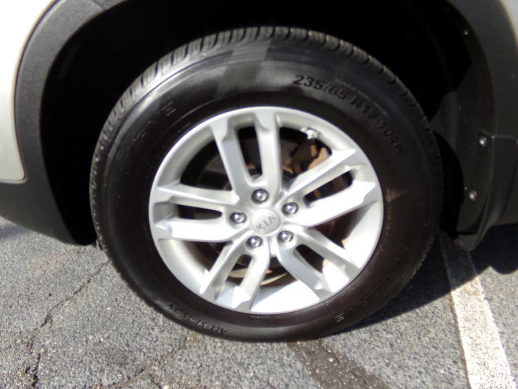 2014 Kia Sorento Image 25