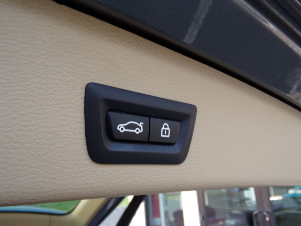 2016 BMW X3 Image 24