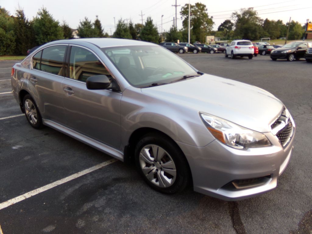 2013 Subaru Legacy Image 5