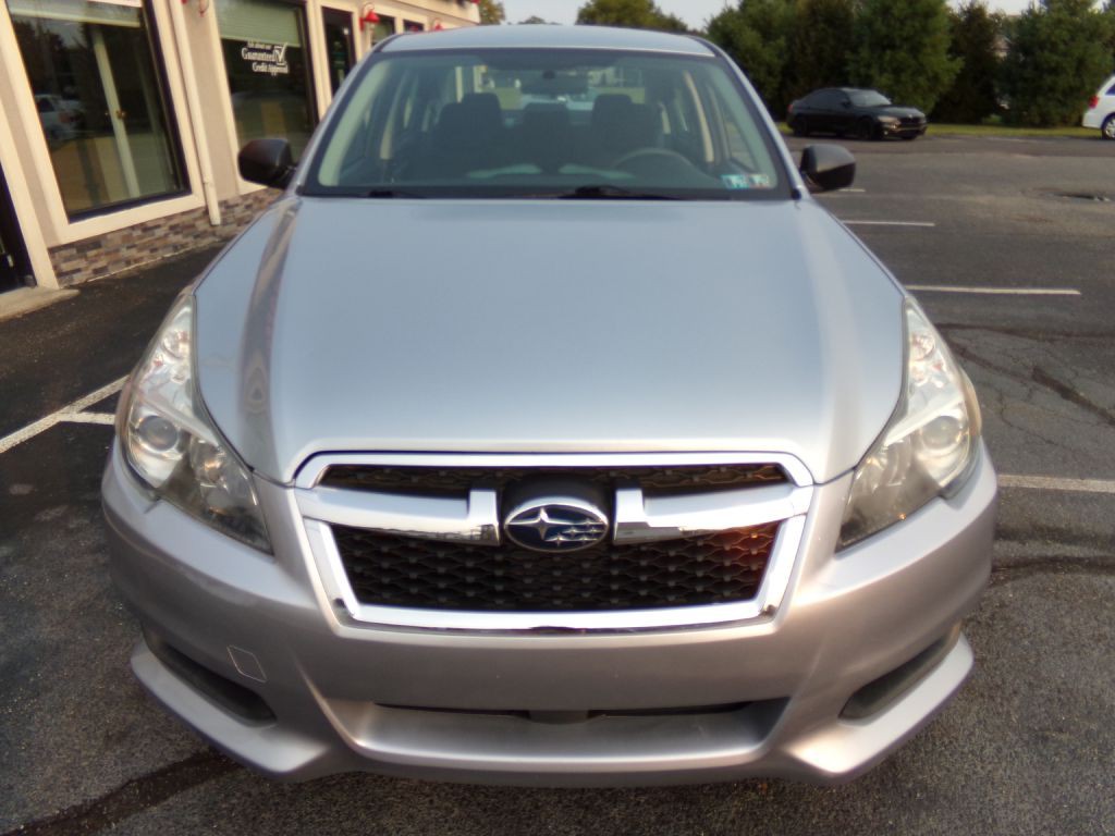 2013 Subaru Legacy Image 6