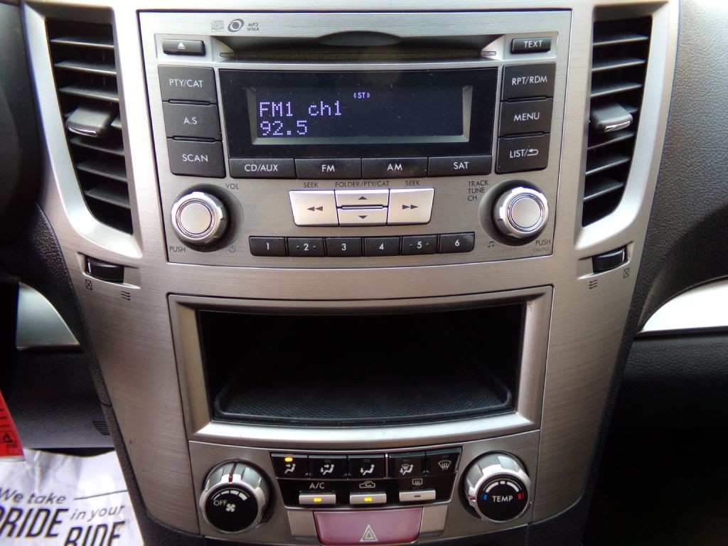 2013 Subaru Legacy Image 11
