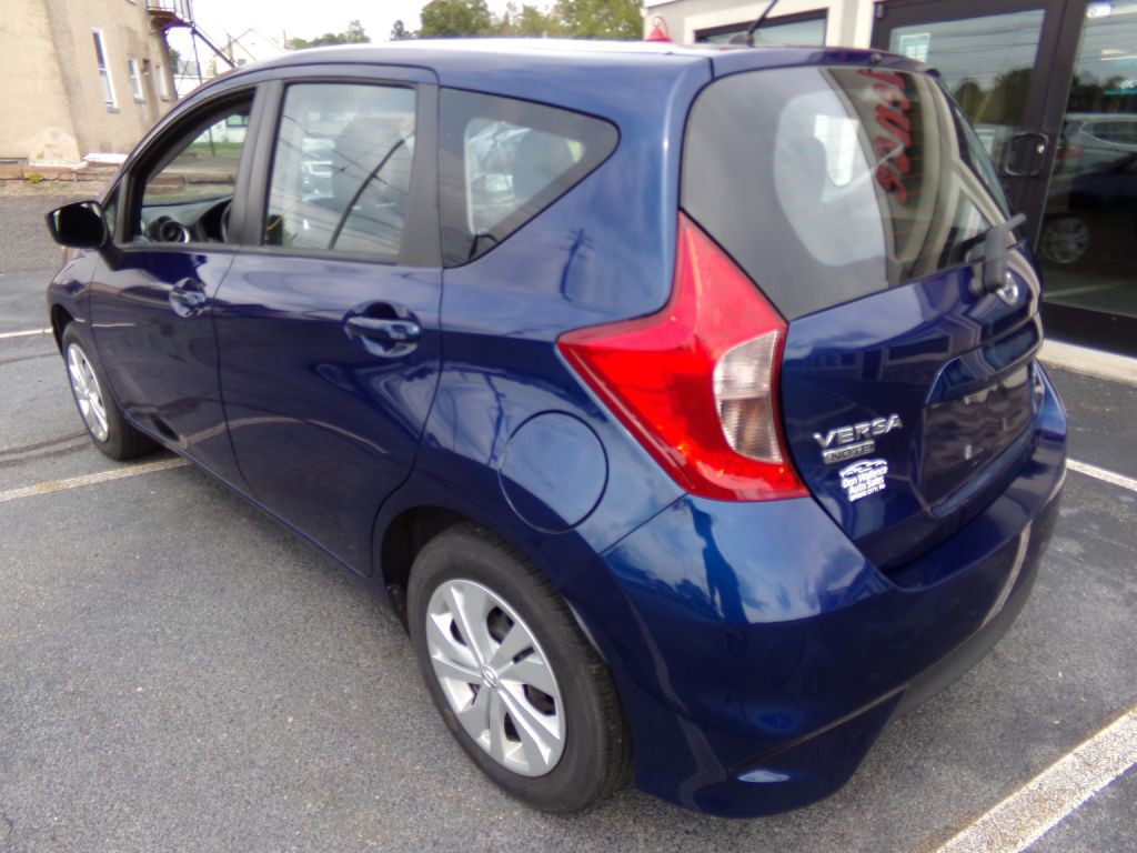 2019 Nissan Versa Image 2