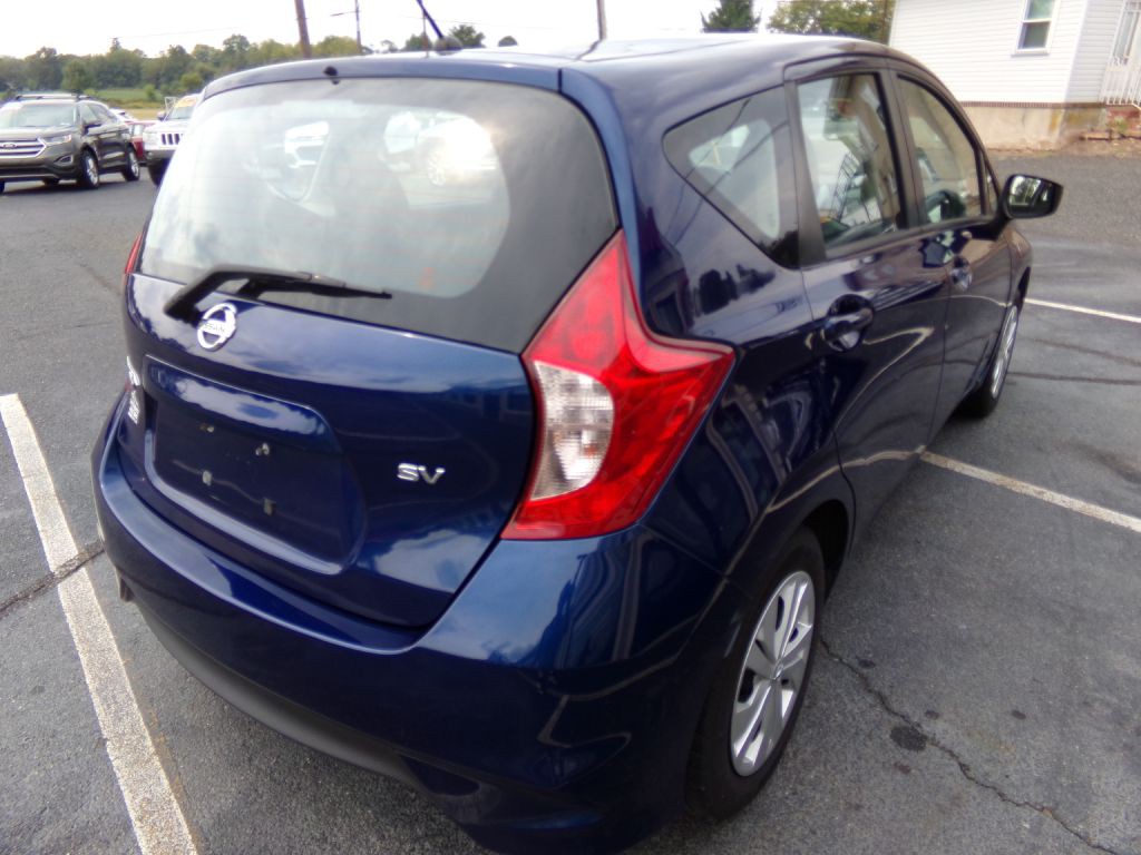 2019 Nissan Versa Image 3
