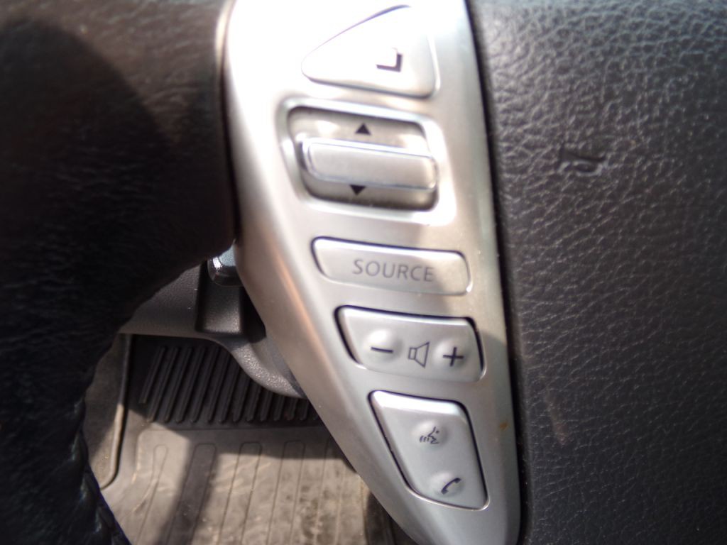 2019 Nissan Versa Image 11