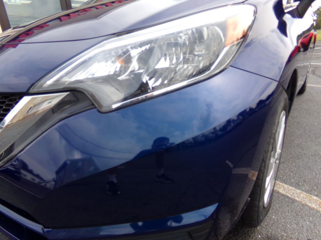 2019 Nissan Versa Image 16