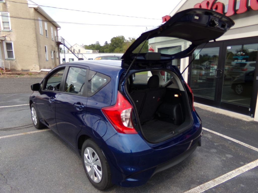 2019 Nissan Versa Image 18