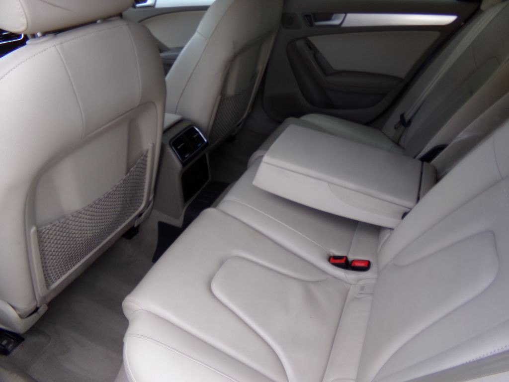 2012 Audi A4 Image 6