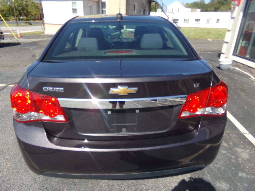 2016 Chevrolet Cruze Image 3