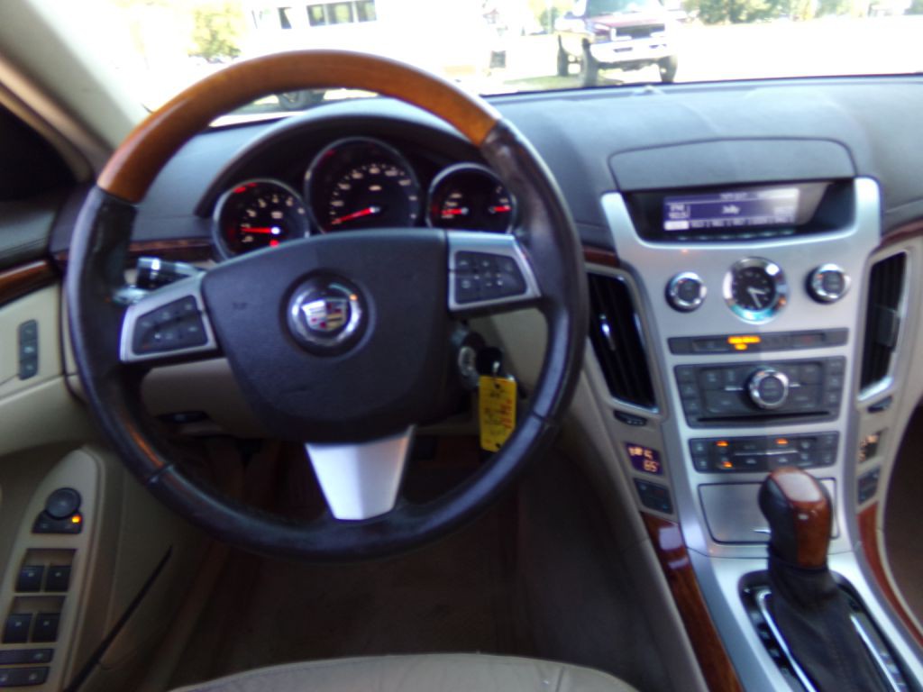 2011 Cadillac CTS Image 7