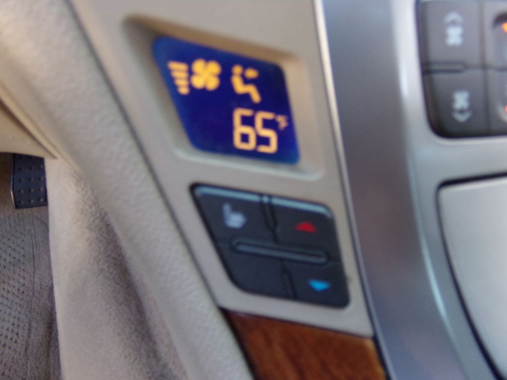 2011 Cadillac CTS Image 12