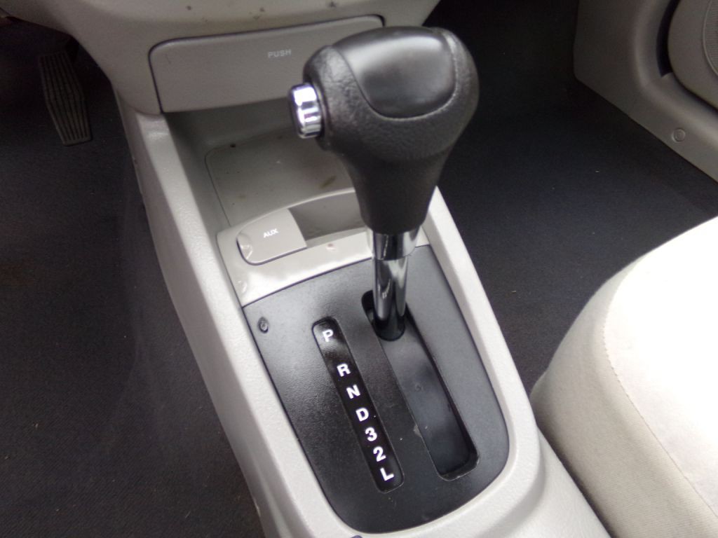 2009 Kia Spectra Image 9