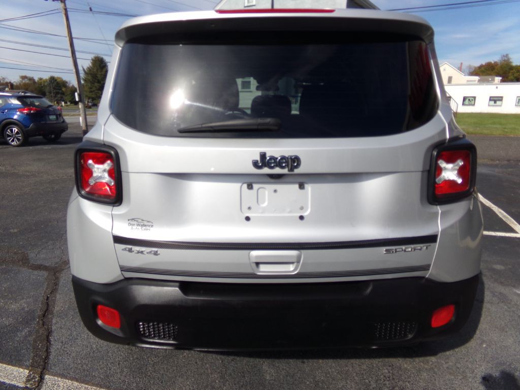 2018 Jeep Renegade Image 19