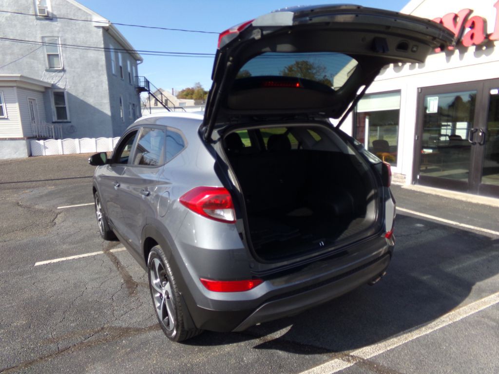 2016 Hyundai Tucson Image 22