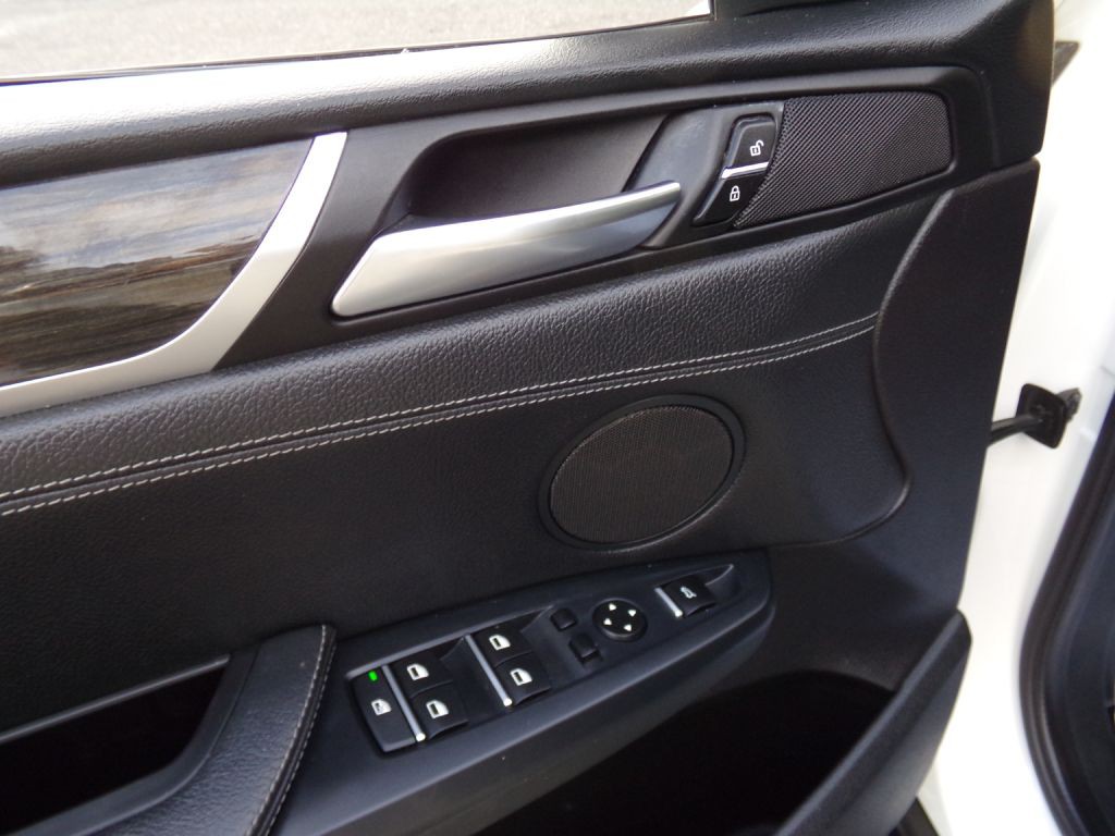 2015 BMW X3 Image 17