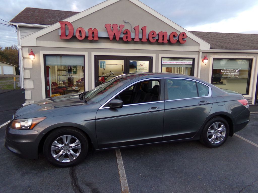 2011 Honda Accord Image 1