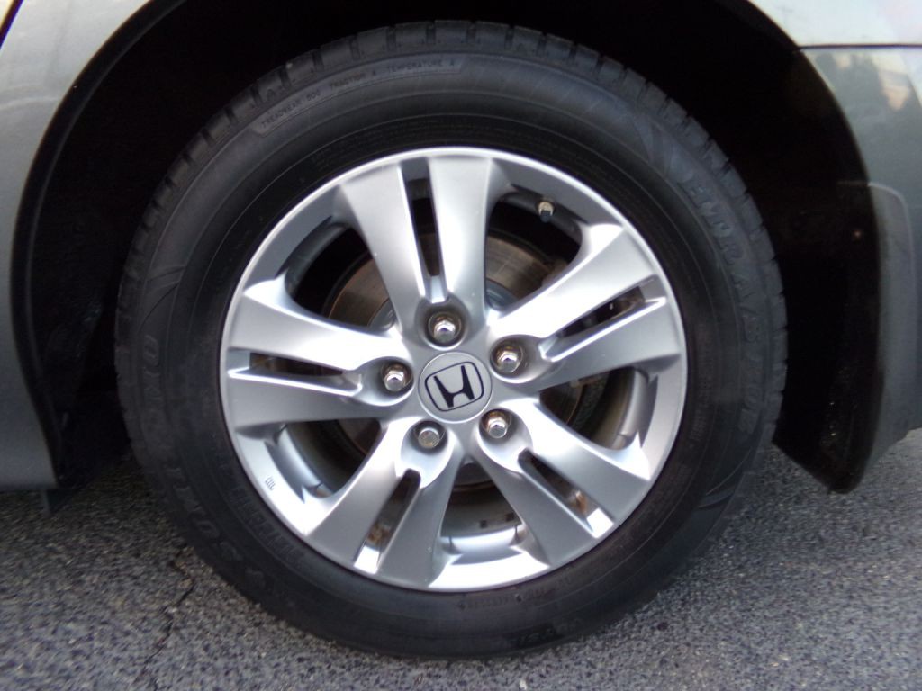 2011 Honda Accord Image 20