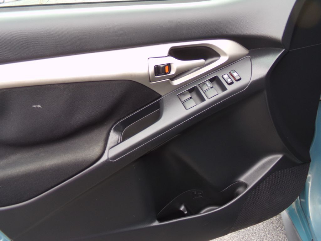 2009 Pontiac Vibe Image 11