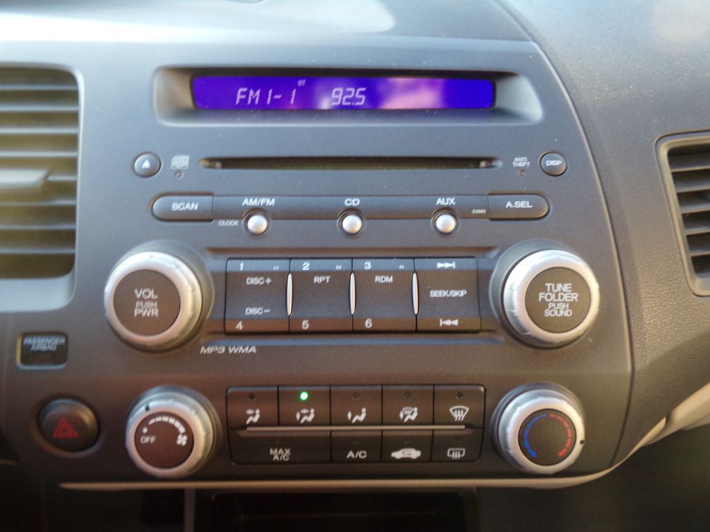 2010 Honda Civic Image 8