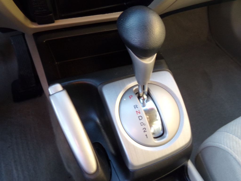 2010 Honda Civic Image 9