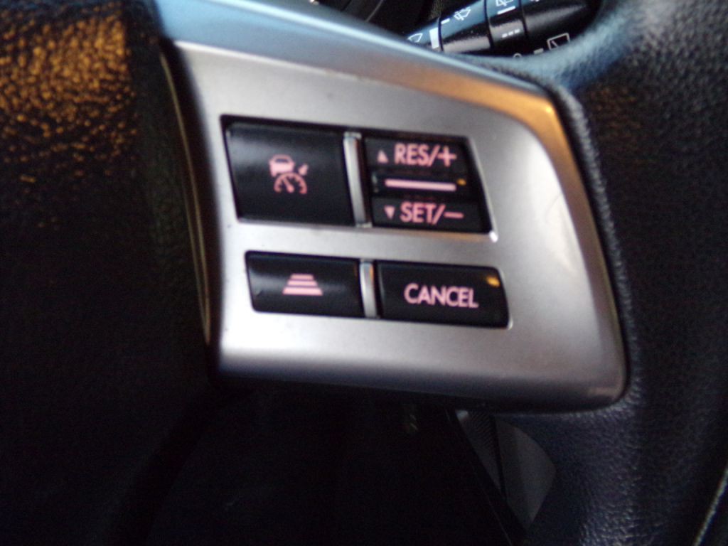 2015 Subaru Forester Image 11