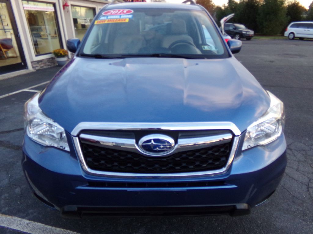 2015 Subaru Forester Image 13