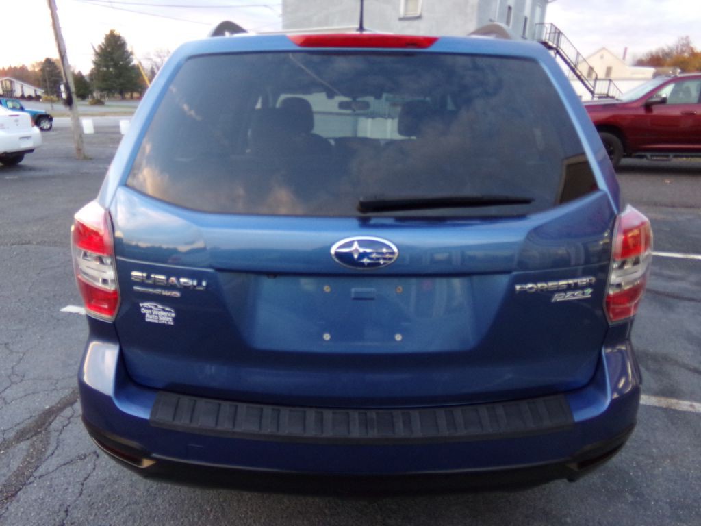 2015 Subaru Forester Image 15