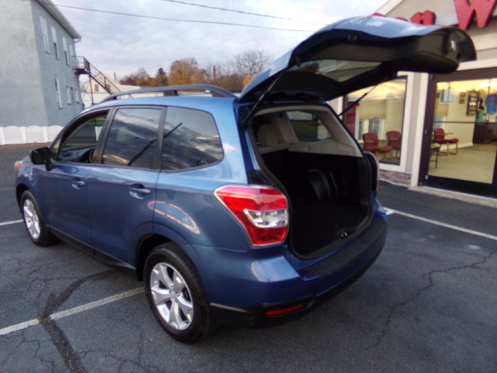 2015 Subaru Forester Image 17