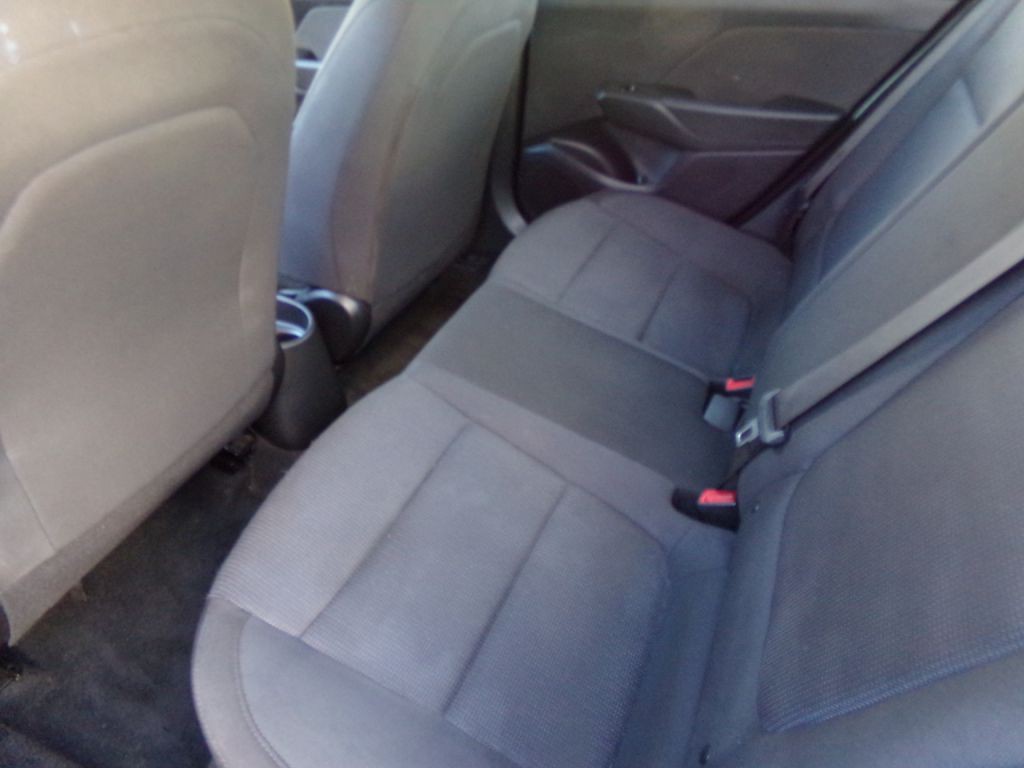 2019 Hyundai Accent Image 6