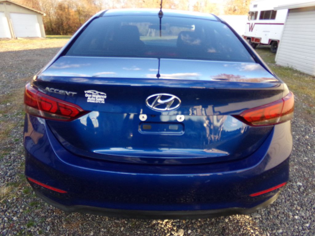 2019 Hyundai Accent Image 15