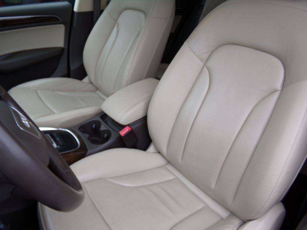 2013 Audi Q5 Image 15