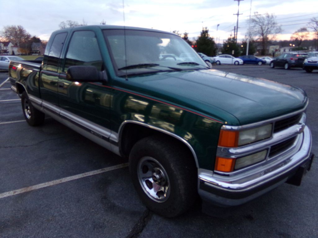 1995 Chevrolet C/K Image 4