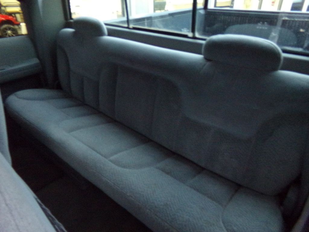 1995 Chevrolet C/K Image 6