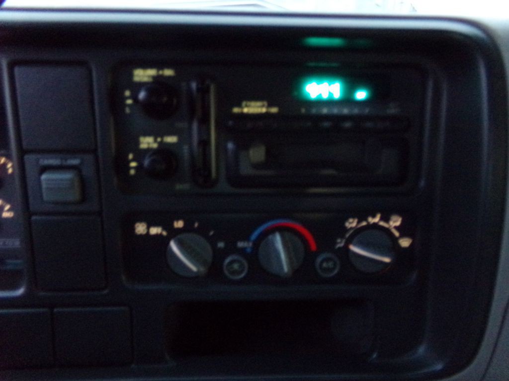 1995 Chevrolet C/K Image 8