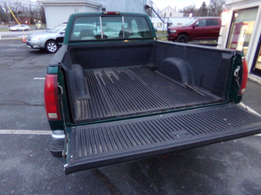 1995 Chevrolet C/K Image 12
