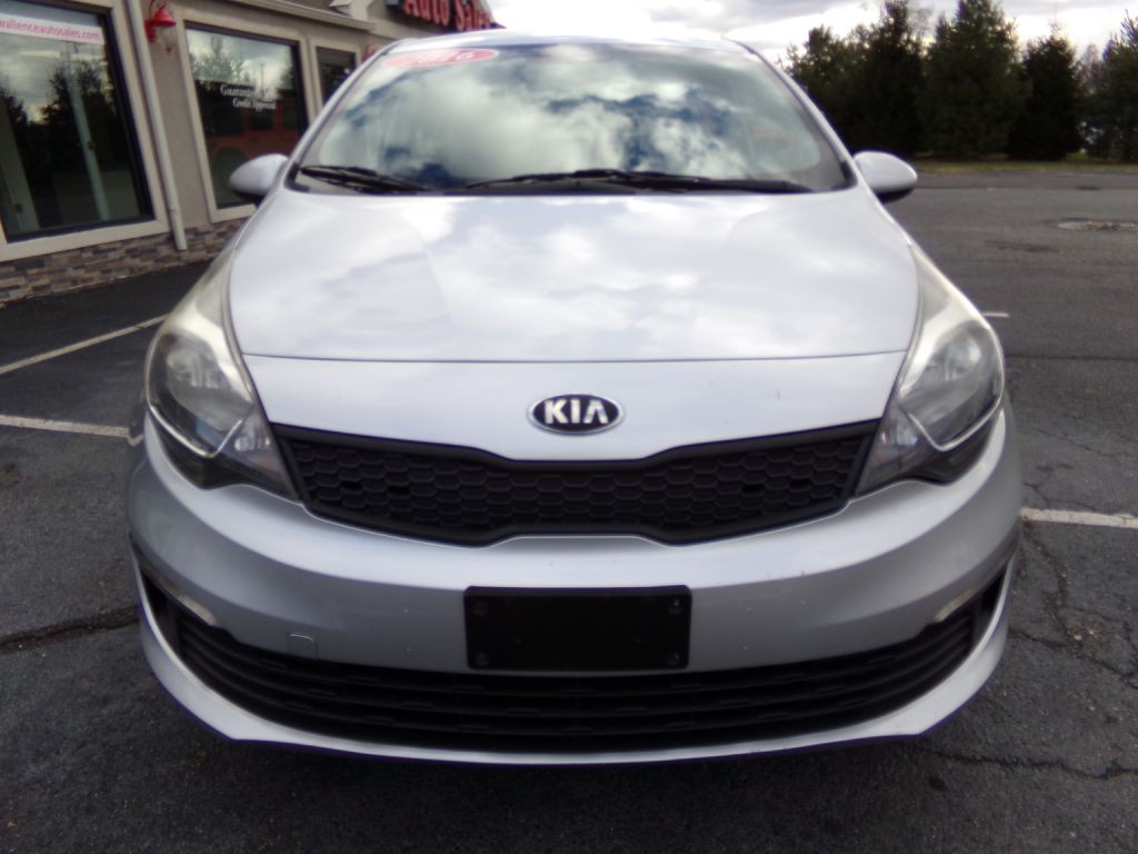2016 Kia Rio Image 14