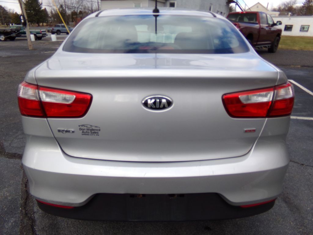 2016 Kia Rio Image 16