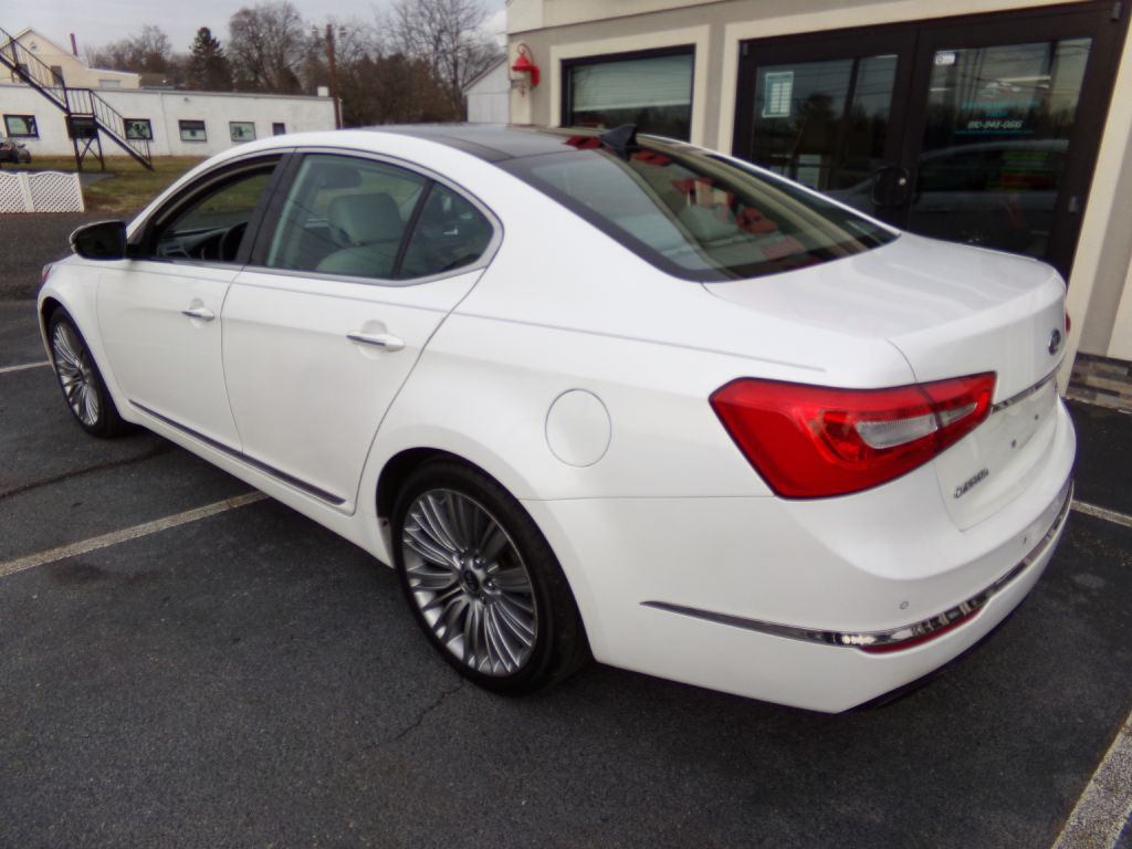 2014 Kia Cadenza Image 2