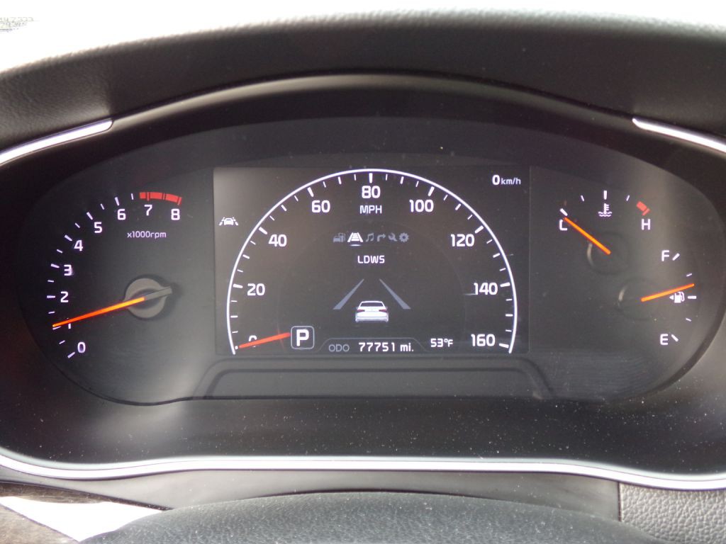 2014 Kia Cadenza Image 10