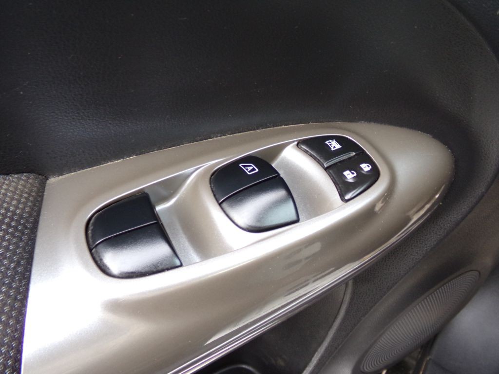 2014 Nissan Juke Image 14