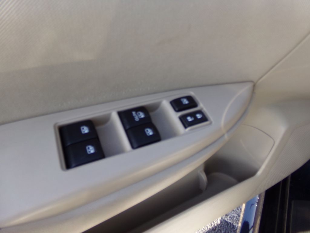 2013 Subaru Legacy Image 15