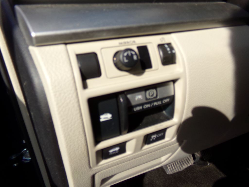 2013 Subaru Legacy Image 16