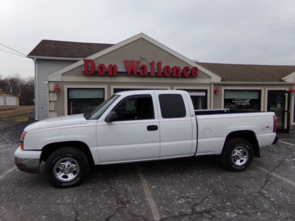 2003 Chevrolet Silverado 1500 Image 1