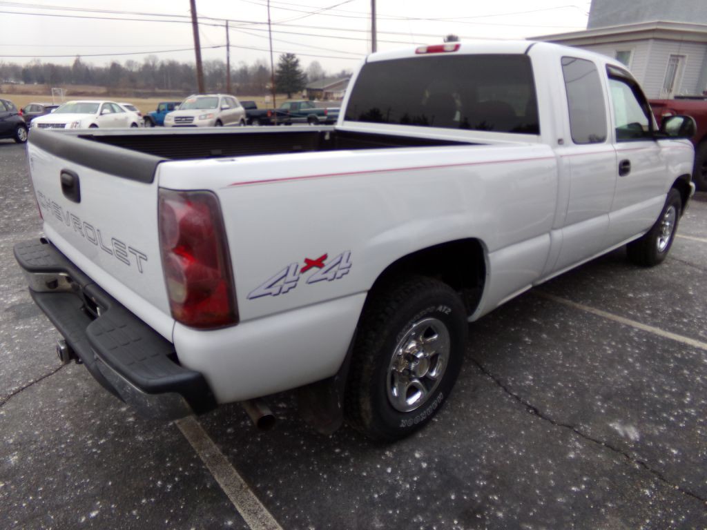 2003 Chevrolet Silverado 1500 Image 4
